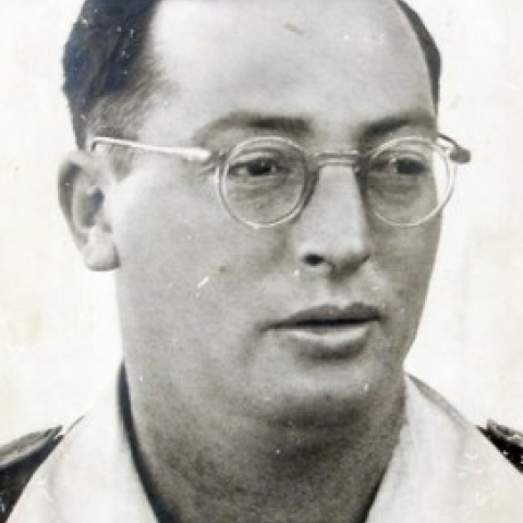 יונה ירחי.jpg
