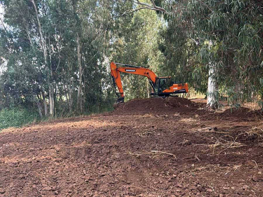 המועצה בשיתוף רשות ניקוז קישון מבצעת עבודות בחורשת חבר הכוללות סלילת שביל הליכה ורכיבת אופניים לטובת חיבור אשכול חבר ואשכול אומן וזאת כחלק מפיתוח חלקו של נחל הקישון אשר עובר בתחומי המועצה. הפרויקט הינו חלק מתוכנית לחיבור כלל יישובי המועצה בשבילי הליכה ורכיבה על אופניים במטרה לקדם אורח חיים בריא ביישובי המועצה.