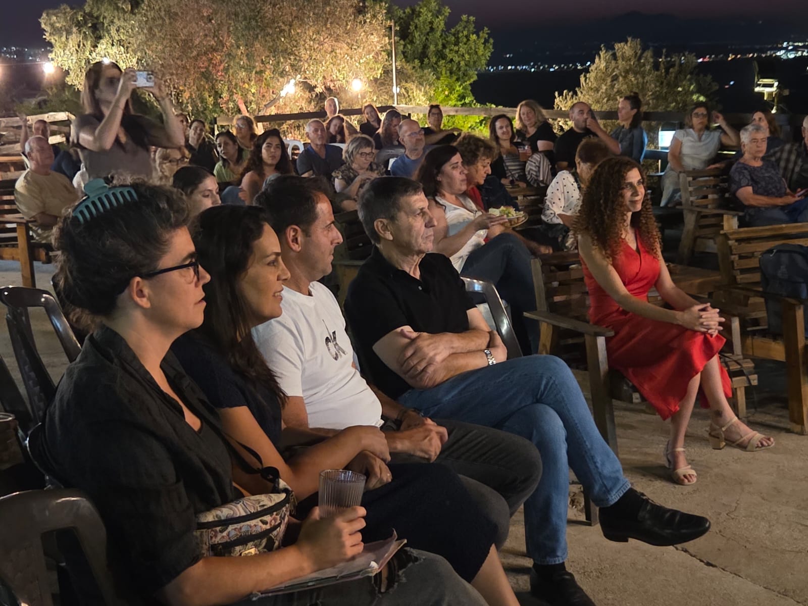 ראש המועצה דני עטר סגנודניאל בן ובכירי מועצה נוספים באירוע חדשנות על הבר